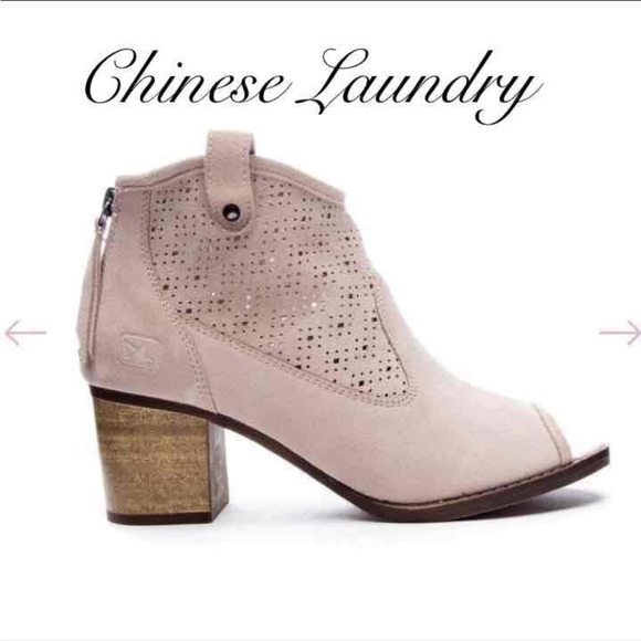 SOLD🔴New NWT genuine suede rose light pink ankle boots - Picture 1 of 14
